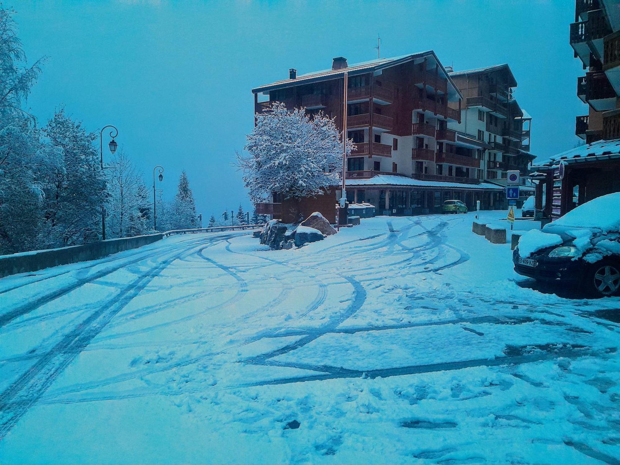 Magnifique Studio Au Pied Du Telecabine D'Arrondaz Et Des Pistes De Ski Модан Екстер'єр фото